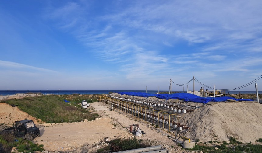 ערימה תרמית בתהליך שיקום באתר מזוהם בצפון הארץ